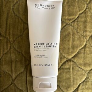 Community Sixty-Six Makeup Melting Balm Cleanser